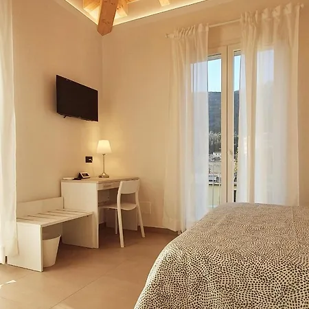 L'orto Dei Nonni 莱万托